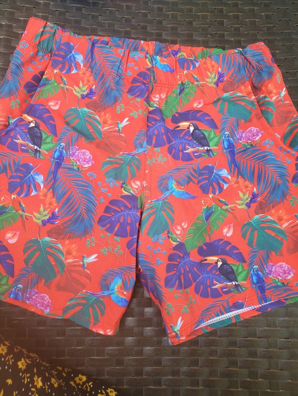 Gigo Red Tropical Print Swim Shorts Size Small Mens Boys 14-16